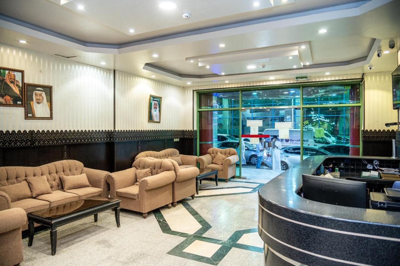 Al Hamra Palace Residential شقة